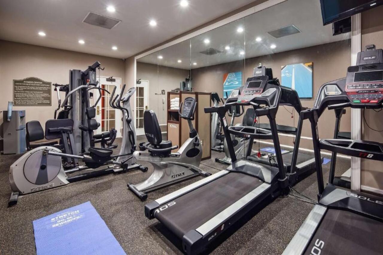 Best Western Airport Inn & Suites Норт Чарлстън Екстериор снимка