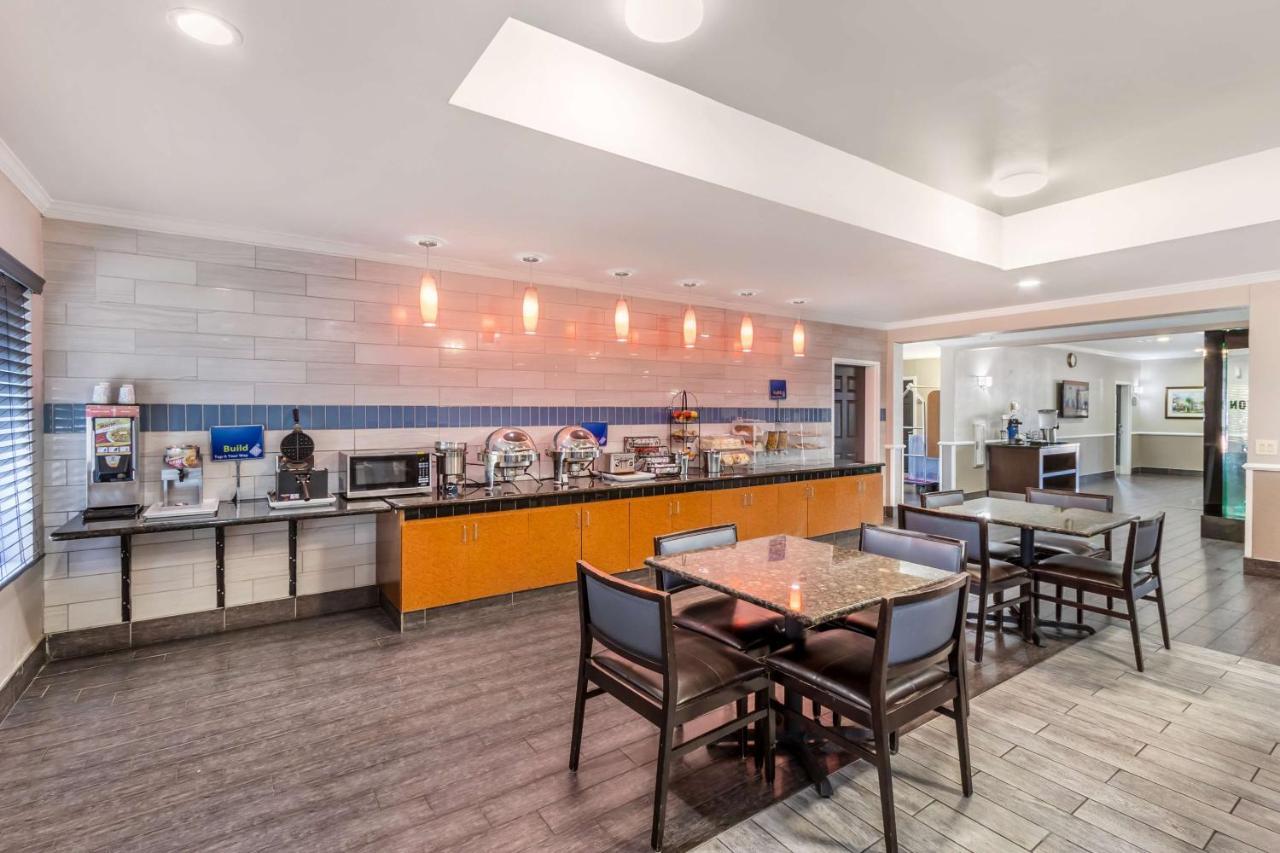 Best Western Airport Inn & Suites Норт Чарлстън Екстериор снимка