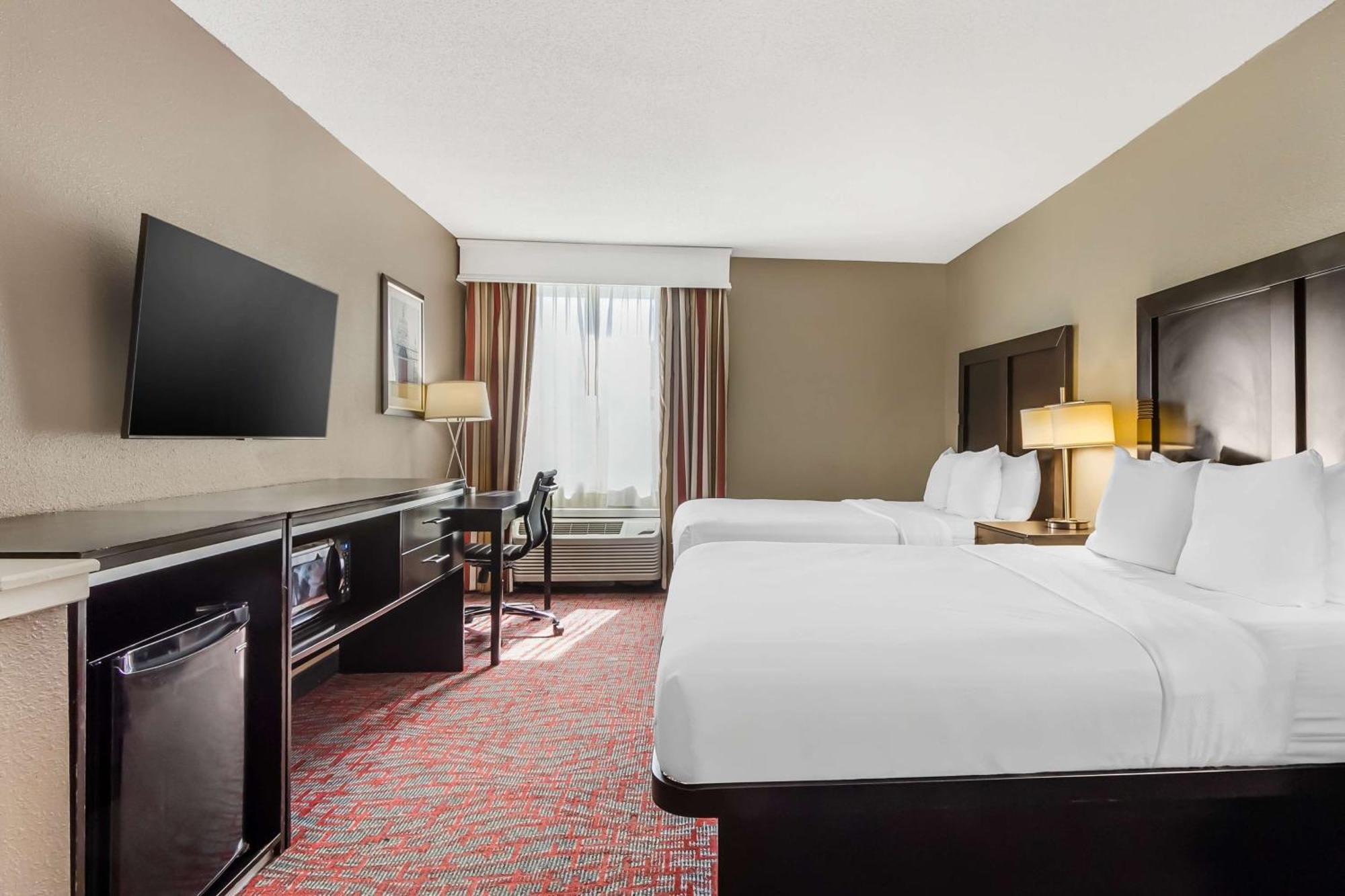 Best Western Airport Inn & Suites Норт Чарлстън Екстериор снимка