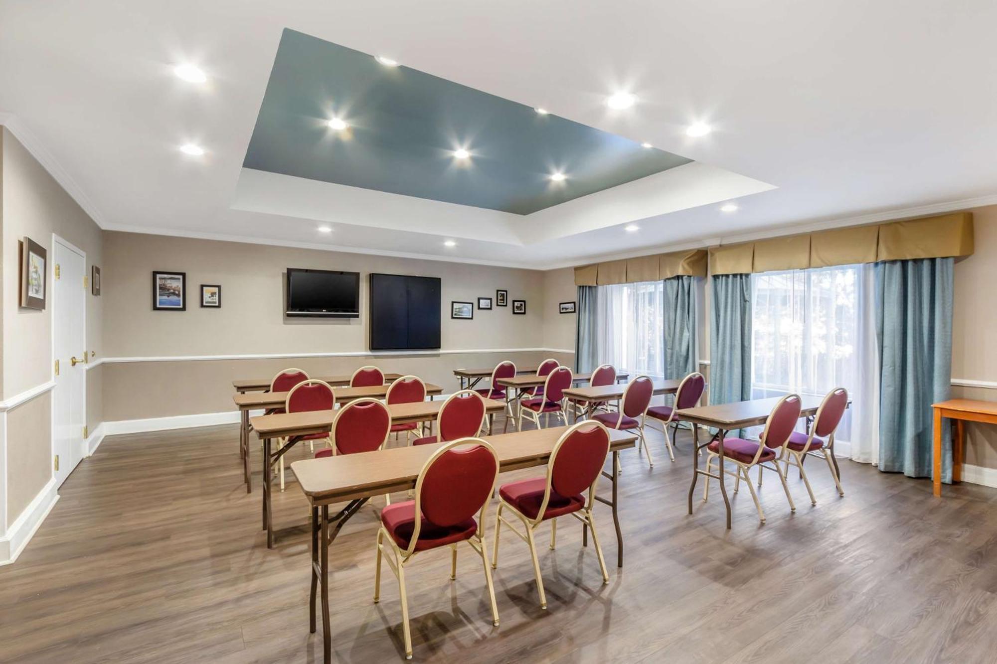 Best Western Airport Inn & Suites Норт Чарлстън Екстериор снимка