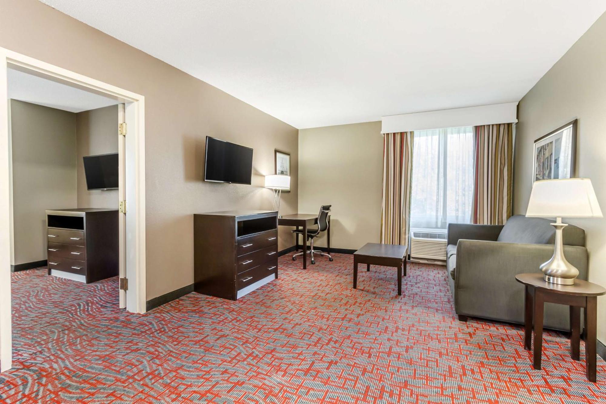 Best Western Airport Inn & Suites Норт Чарлстън Екстериор снимка